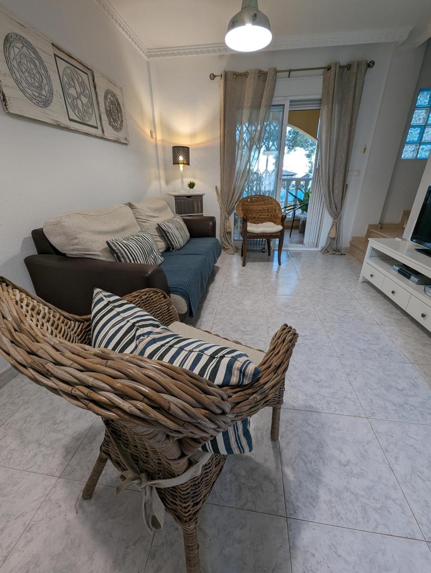 2 Bedroom Algorfa Townhouse With Pool Castillo de Montemar Eksteriør bilde